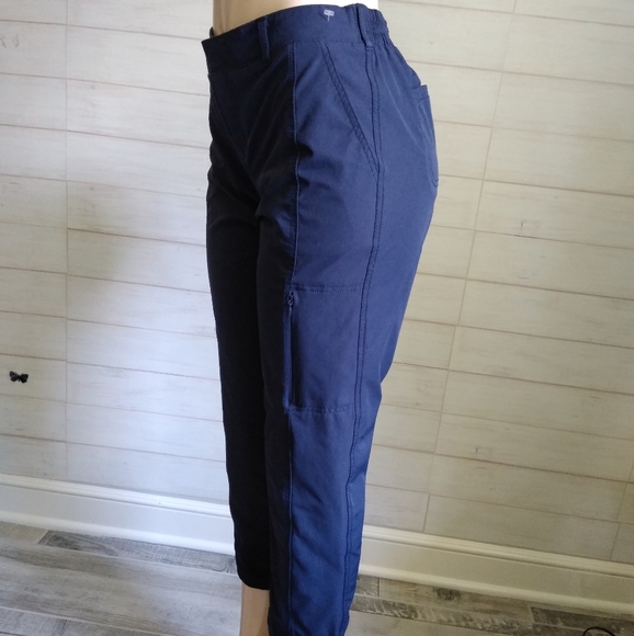 kirkland travel pants size 10